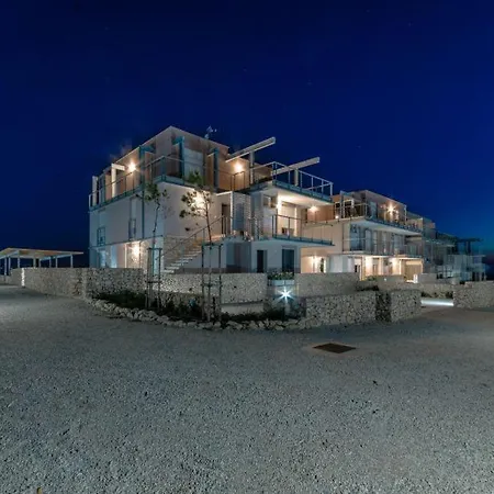 Hidden Paradise * 波弗加纳