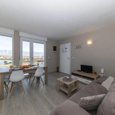 Hidden Paradise * Povljana