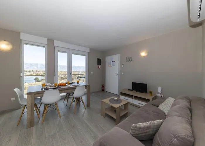 Hidden Paradise * Povljana